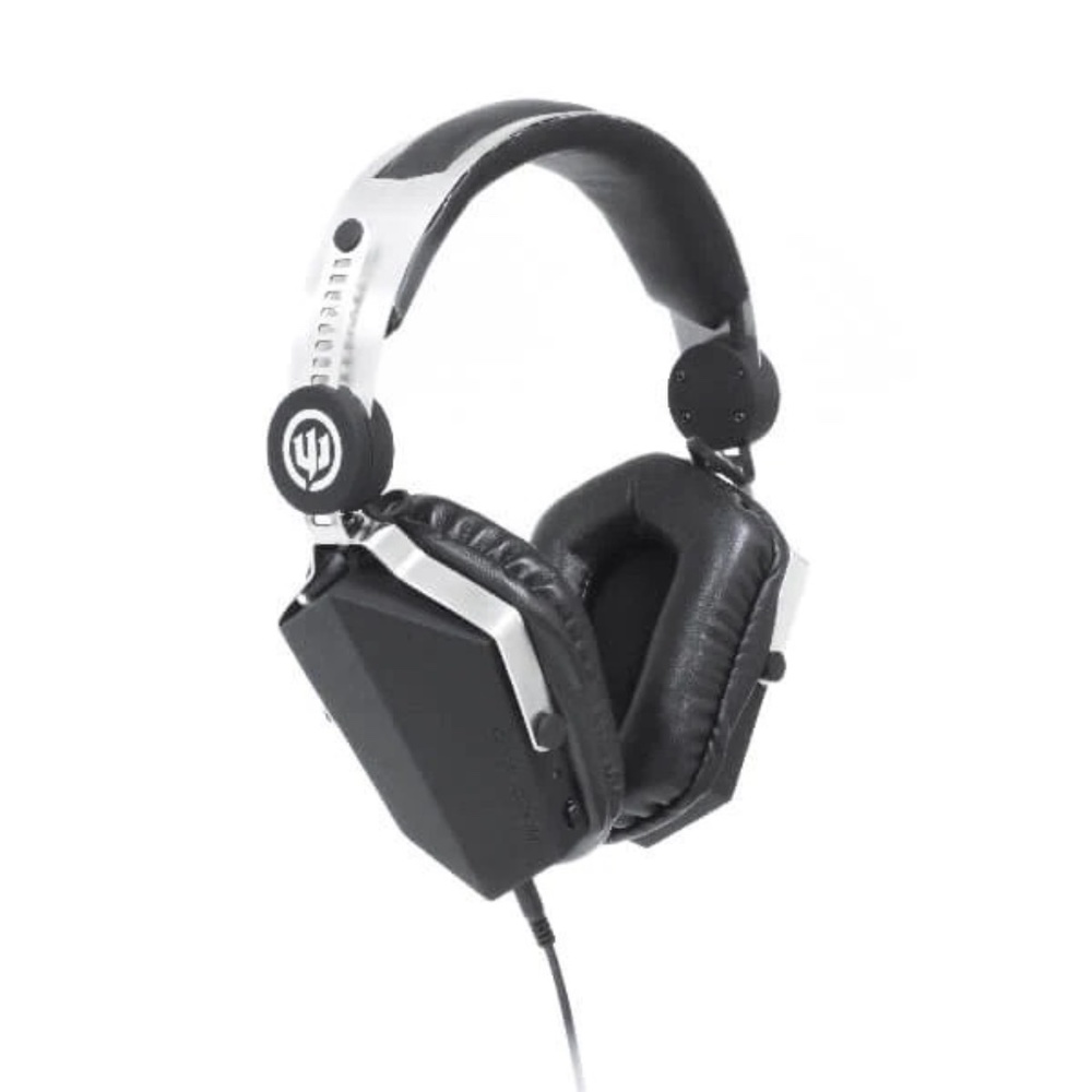 WICKED AUDIO 🎧 REVOLT HEADPHONES  *** RETAILS FOR $199 ***